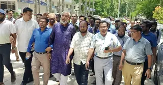 বিএনপির বিরুদ্ধে চক্রান্তের প্রতিবাদে মমেক চিকিৎসকদের বিক্ষোভ
